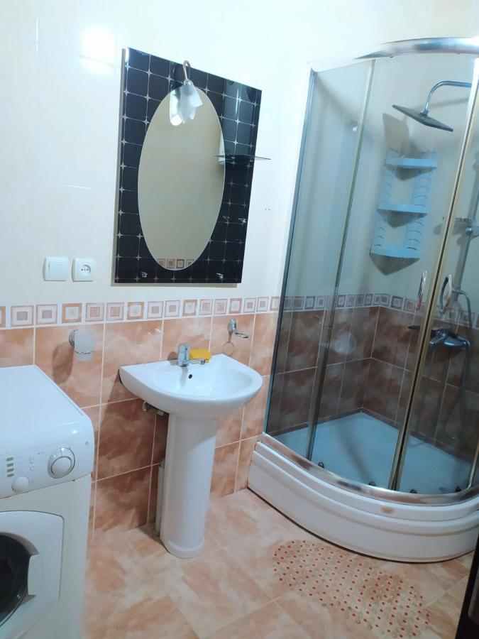 Apartment On 26 May Str Batumi Exterior foto